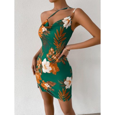 Robe à imprimé floral shein privé asymétrique fendu taille 38 Robe à imprimé floral shein privé asymétrique fendu taille 38